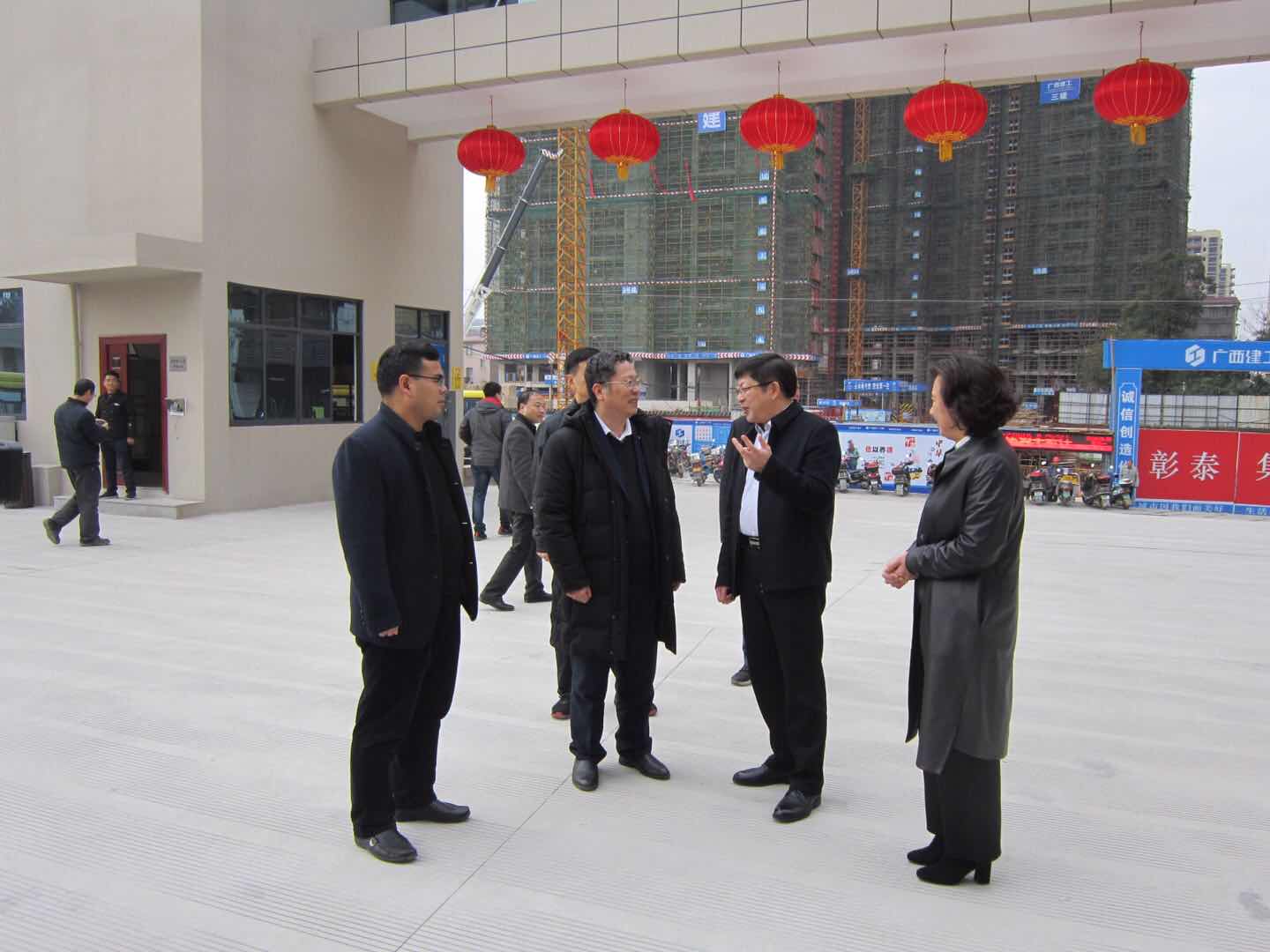 領(lǐng)導(dǎo)視察1.jpg